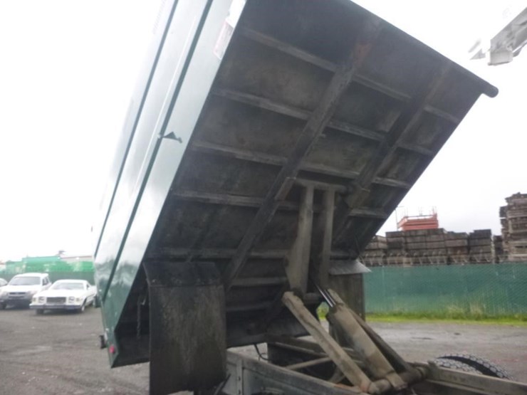 2004-ford-f750-image-12