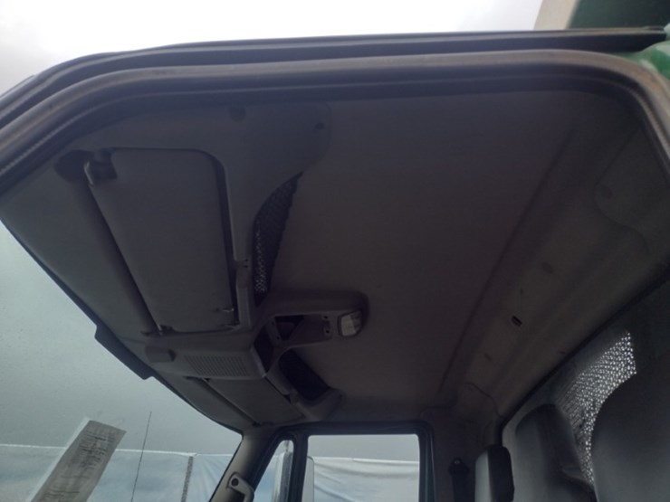 international-workstar-7400-image-15