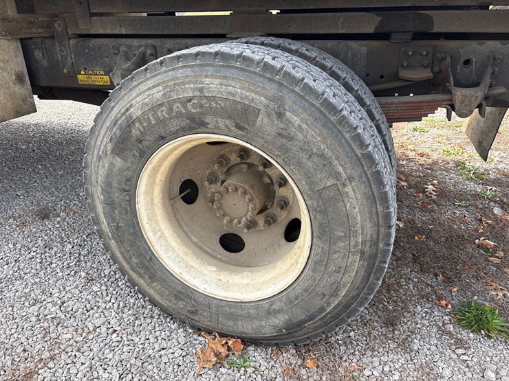 gmc-topkick-c7500-image-13