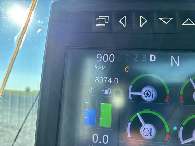 #122215-•-2019-jd-524l-#1dw524lzekf700961-image-85