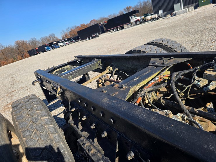 peterbilt-357-image-107