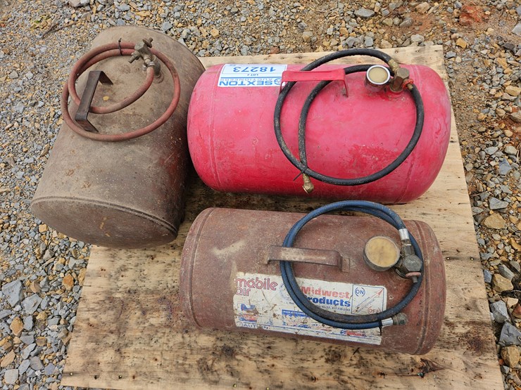 #18273-•-3-portable-air-tanks-image-4