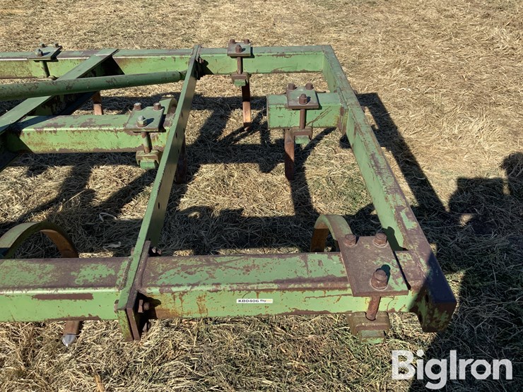 john-deere-3-pt.-chisel-image-14