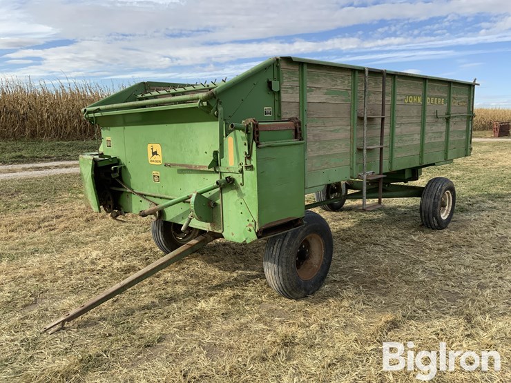 john-deere-125-image-1