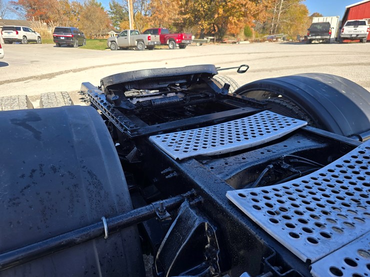 kenworth-t880-image-126