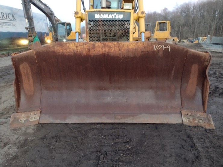 komatsu-d65ex-15-image-16