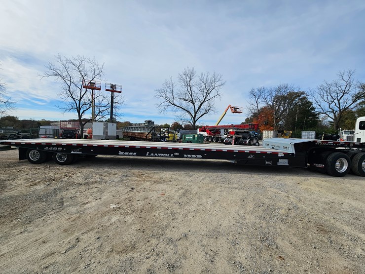 2025-landoll-440-image-16