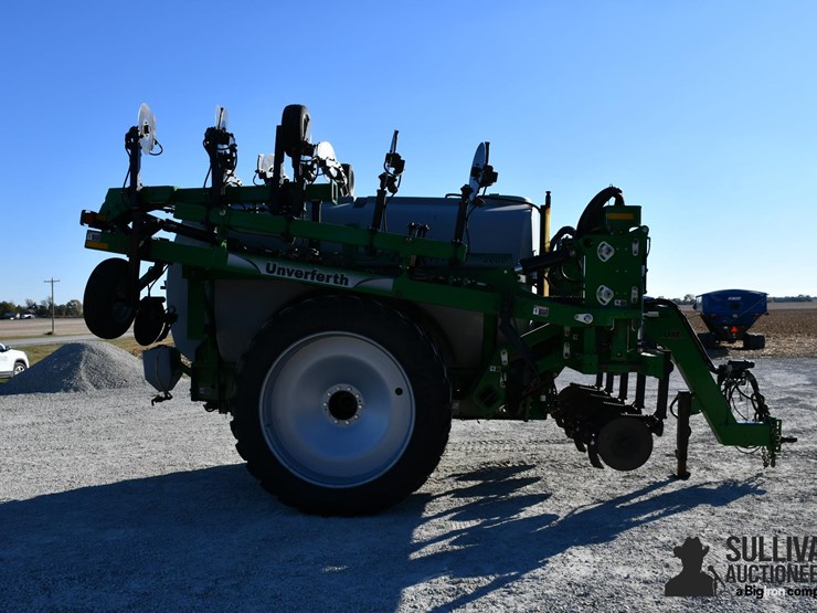 unverferth-2600-nutrimax-liquid-fertilizer-applicator-image-4