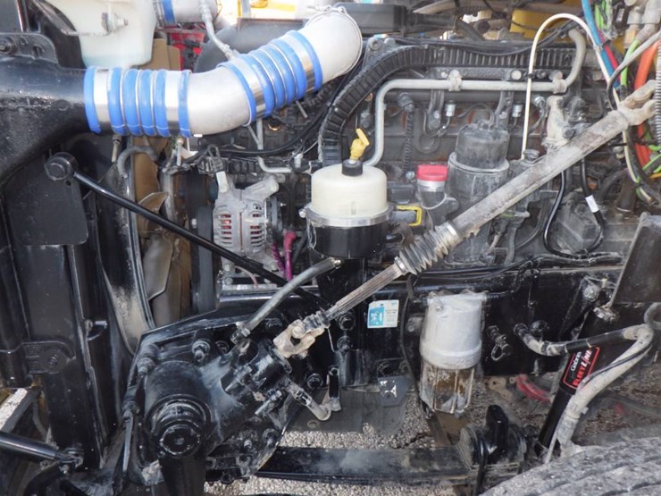 2018-peterbilt-579-image-23