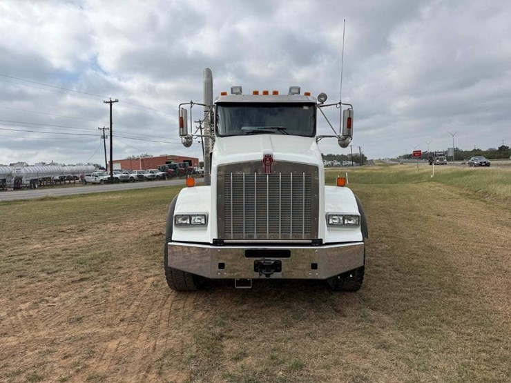 kenworth-t800-image-4