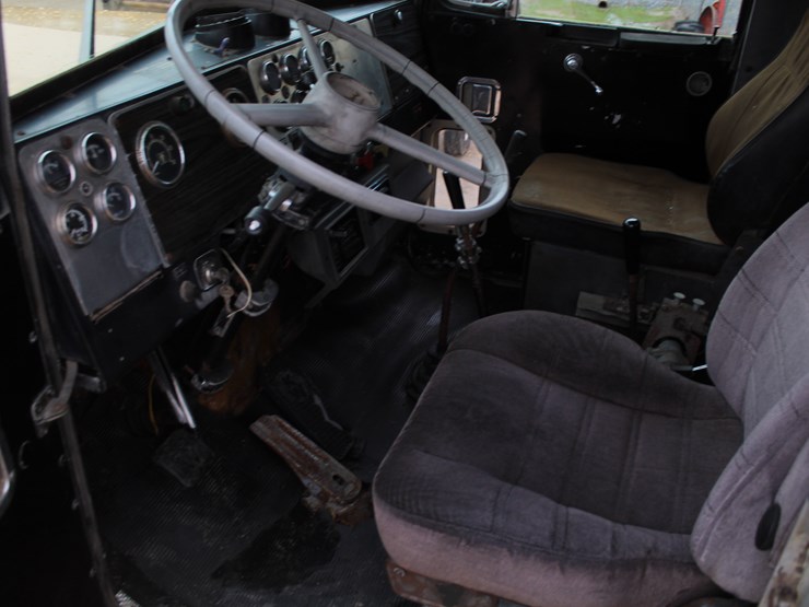 1982-caterpillar-3406-image-11