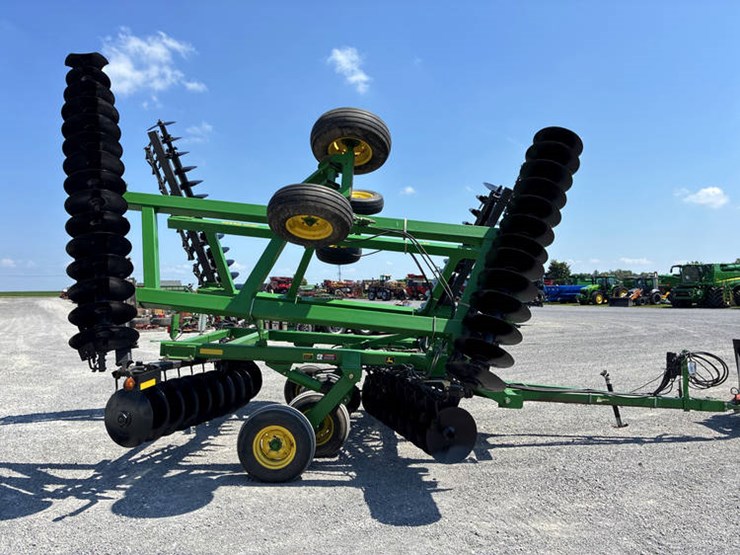 john-deere-637-image-22