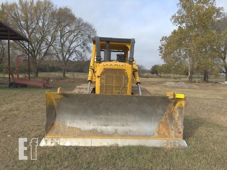 caterpillar-d6d-image-2