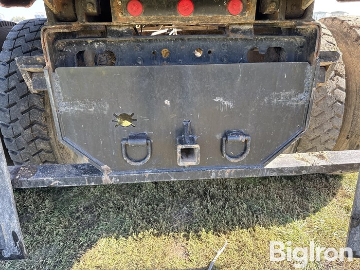 international-4700-image-9