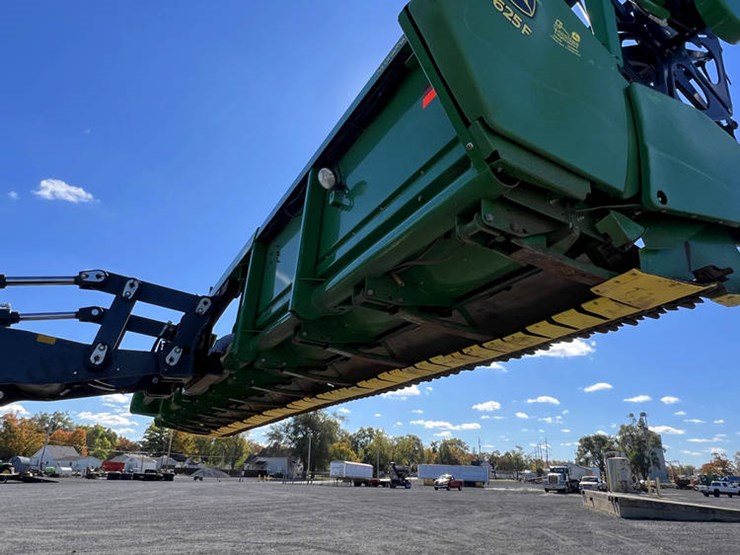 2012-john-deere-625f-image-24