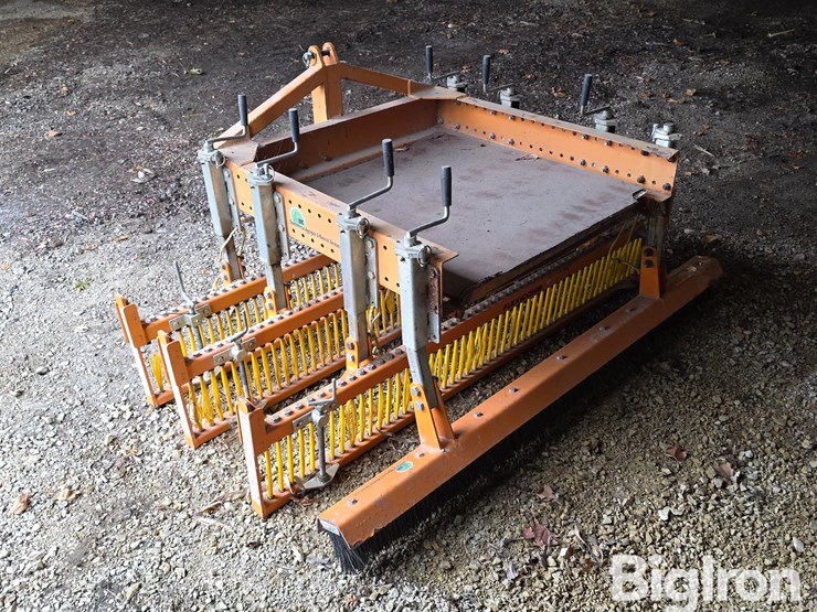 sisis-quadraplay-72"-ballfield-groomer/conditioner-image-7