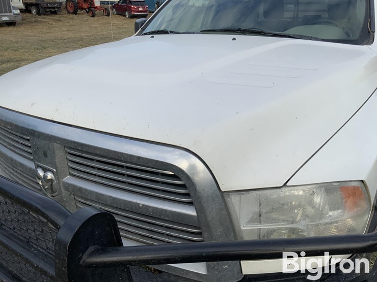 ram-2500-slt-image-11