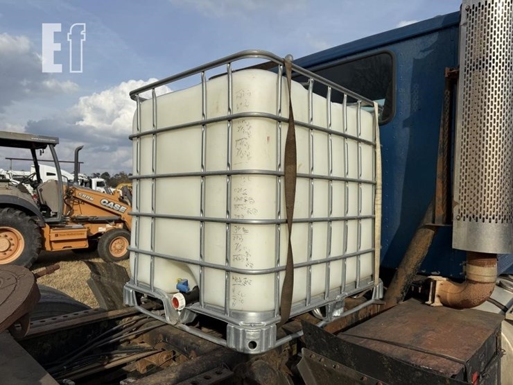 international-9300-image-15