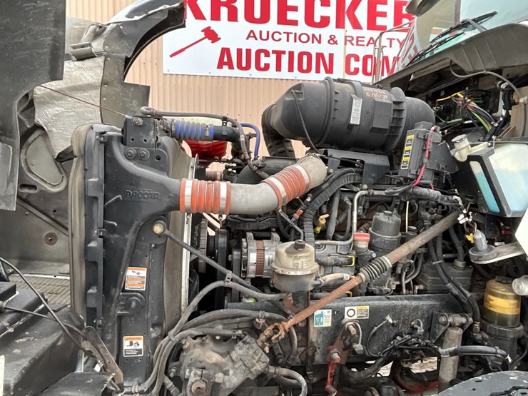 kenworth-t800-image-16