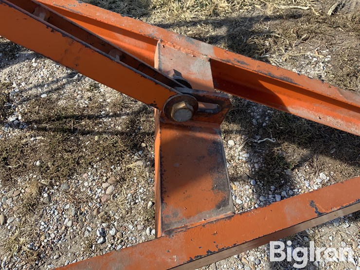 a&l-2010-hay-fluffer-image-14