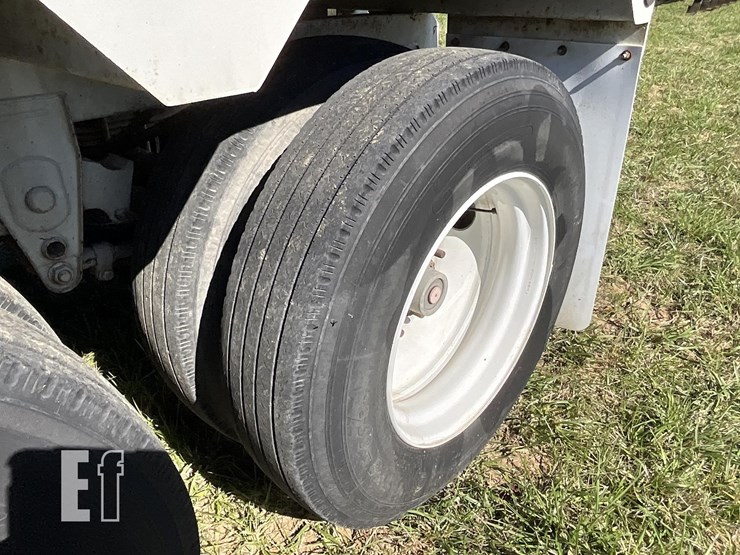 2015-const-trlr-spec-38-ft-image-16