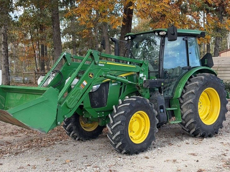 2023-john-deere-5120m-image-2