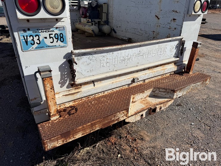 2000-gmc-c3500-2wd-service-truck-image-11