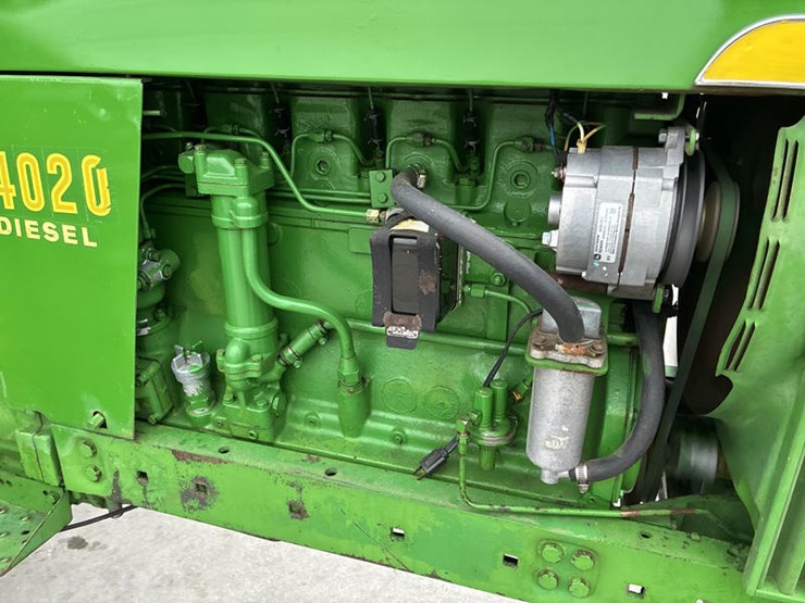 john-deere-4020-image-35