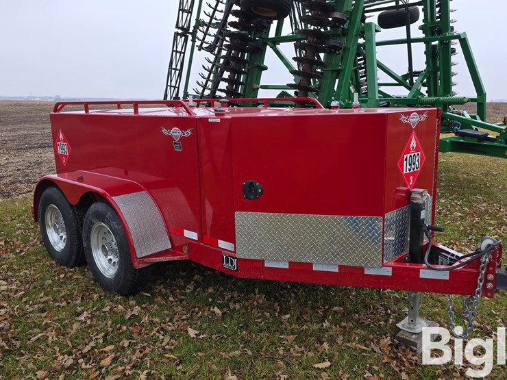 2013-thunder-creek-equipment-adt750-image-3