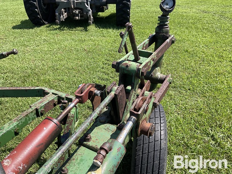 john-deere-7-image-16