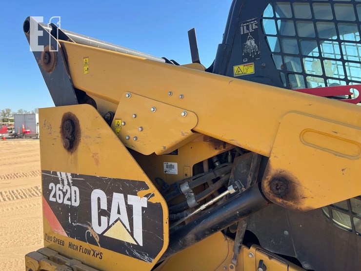 caterpillar-262d-image-15