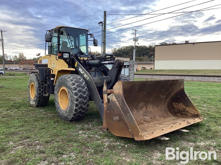 2011-komatsu-wa250pz-6-image-3