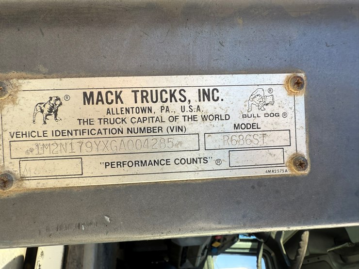 mack-r686st-image-8