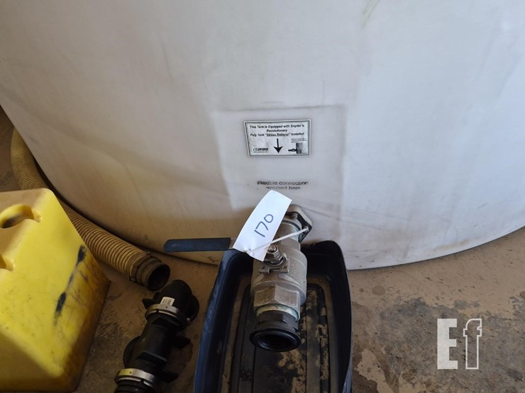 poly-tank-6000-gallon-image-2