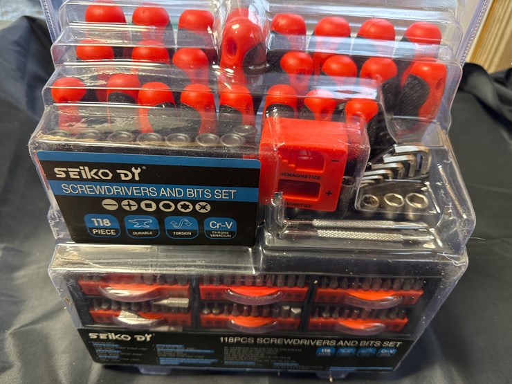 #3058-•-118-piece-screwdriver-set-image-1
