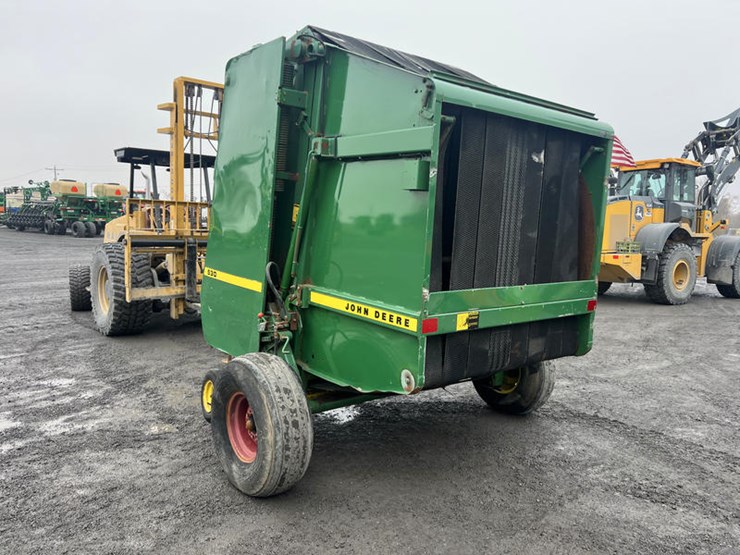 john-deere-530-image-6