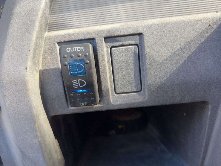 kawasaki-teryx-4-side-x-side,-4-seater,-v-twin-800,-runs-and-operates-as-should,-power-steering,-3,327-miles,-4wd,-front-winch,-rear-dump-bed,-windshield,-doors,-image-17