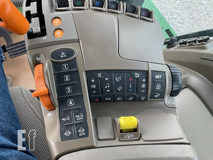 john-deere-8r-250-image-60