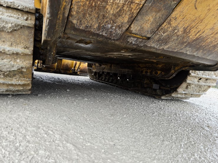 caterpillar-953d-image-74