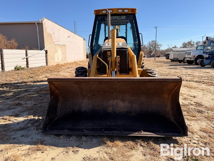 caterpillar-416d-image-2