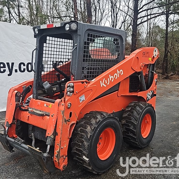 2022 KUBOTA SSV75