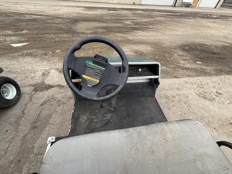 2012-club-car-turf-2-image-10