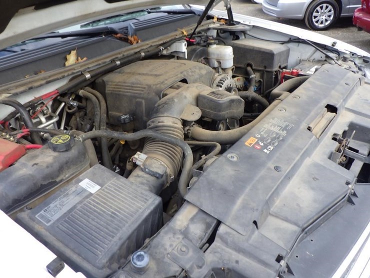 2014-chevrolet-tahoe-image-11