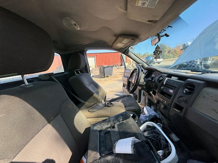 2010-ford-f150-image-25