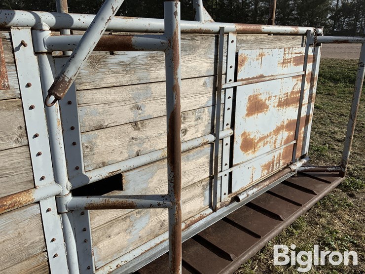 pearson-adjustable-alley-image-11