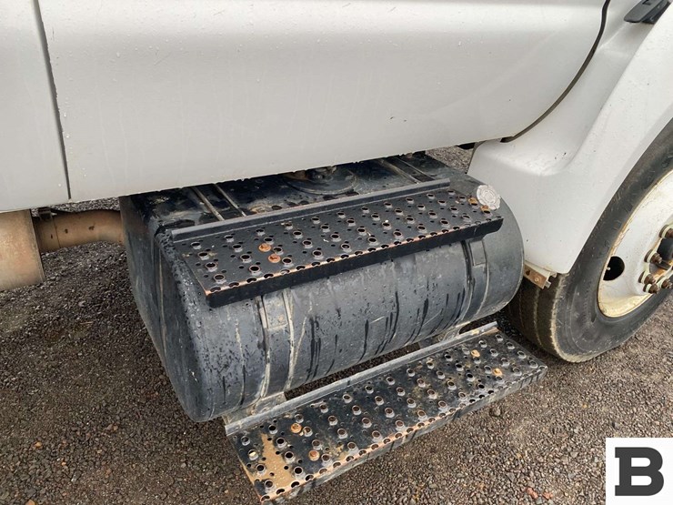 2006-ford-f750-image-37