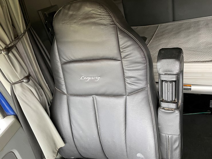 kenworth-t680-image-59