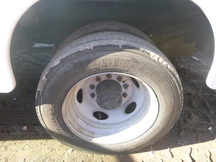 2019-ford-f550-image-32