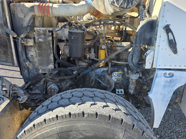 peterbilt-357-image-56