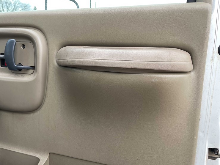 chevrolet-express-3500-image-80